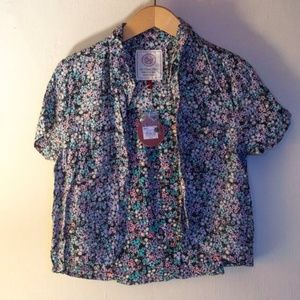 Floral cropped blouse